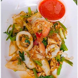 สุกี้แห้งทะเลรวม