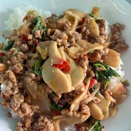ครัวตาตั้ม