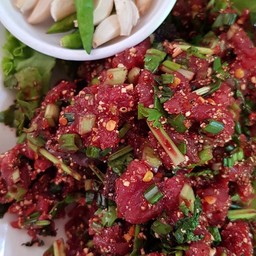 ลาบเลือด