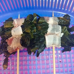 สาหร่ายพันหมูสามชั้น