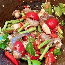 ลาบ ก้อย ชัยภูมิ ดาบนึกไก่อบโอ่งสาขา 2 - ตลาดเลิศนิมิตรชัยภูมิ