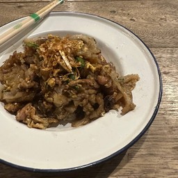 ก๋วยเตี๋ยวคั่วไก่