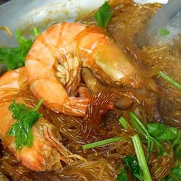 กุ้งอบวุ้นเส้น