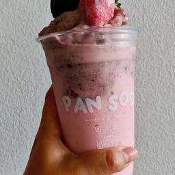 สตอเบอร์รี่นมสด x โอริโอ้