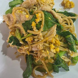 ยากิโซบะผัดซีอิ๊ว