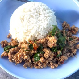 กะเพราหมูสับ