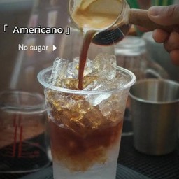 อเมริกาโน่เย็น ขนาด 22 ออนซ์