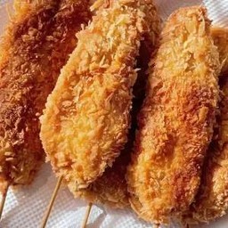 ไก่ทอดหน้าโรงเรียนแบบชุด 3 ไม้