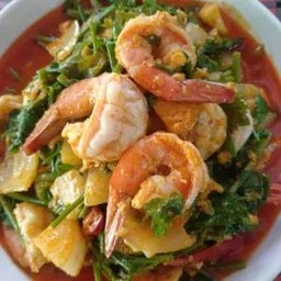 กุ้งผัดผงกระหรี่