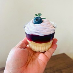 เค้กบลูนมสด