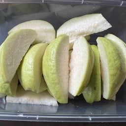 ฝรั่งกิมจู หวาน กรอบ