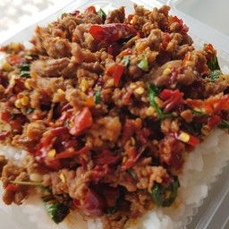 กระเพราเนื้อ