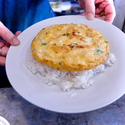 ข้าวไข่เจียวทรงเครื่อง