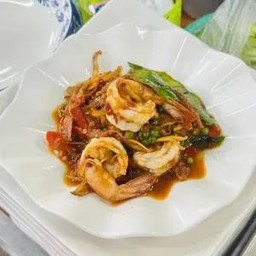 ผัดเผ็ดกุ้ง