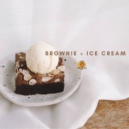 Brownie x ice cream