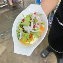 ยำไข่เค็ม