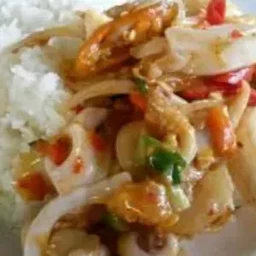 ข้าวผัดพริกทะเล