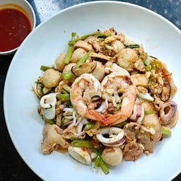 สุกี้แห้งรวมเนื้อ