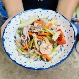 ยำเห็ดรวม