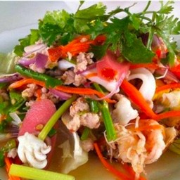 ยำทะเลรวมมิตร