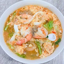 สุกี้น้ำรวมเนื้อ