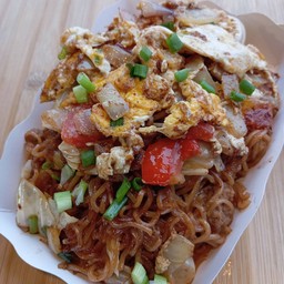 ไวไวยากิโซบะหมู