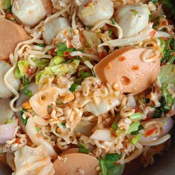 ยำมาม่า