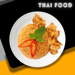 ข้าวผัดแกงพะเเนง+ไก่ทอด