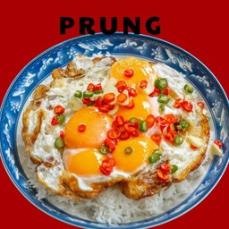 ข้าวไข่ดาวกรอบจุก 5 ฟอง