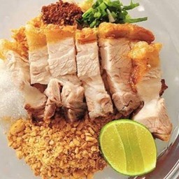 บะหมี่แห้งหมูการอบ