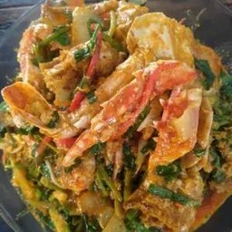 ปูมัาผัดผงกระหรี่