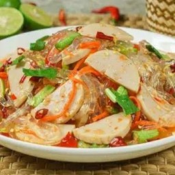 ยำเส้นแก้วหมูยอ