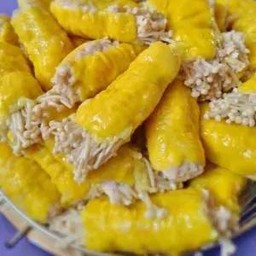 เกี๊ยวเห็ดเข็มทองหมูเด้ง ชิ้นละ