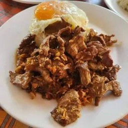 หมูกระเทียม