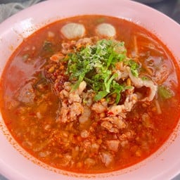 ก๋วยเตี๋ยวแชมป์ ข้างลองนัว