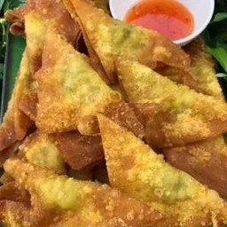 เกี๊ยวไส้หมูทอด 7 ชิ้น