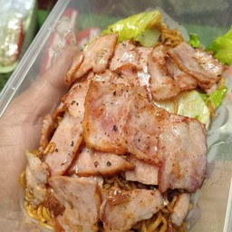 ไวไวซอสเคบับเบคอน