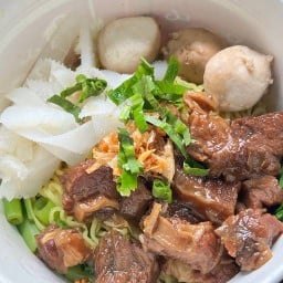 คั่วหอมก๋วยเตี๋ยวเรือ ลำลูกกาคลอง6