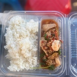 อาหารตามสั่งหน้าวัดบัวแก้วเกษร