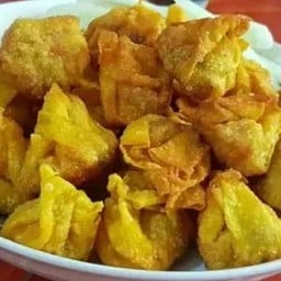 เกี๊ยวทอดไส้หมูสับแฮม 7 ชิ้น