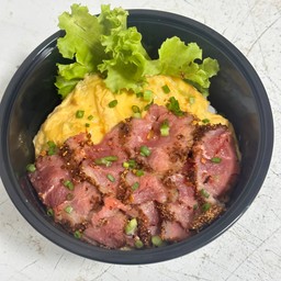 ข้าวไข่ข้นหน้าเนื้อ (เสือร้องไห้) จิ้มแจ่ว