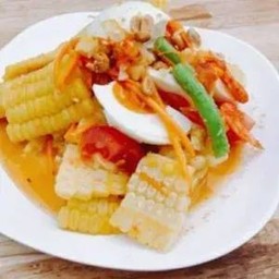 ตำข้าวโพดไข่ต้ม