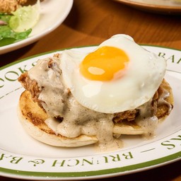Deep Fried chicken & White Gravy