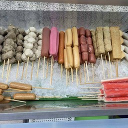 ลูกชิ้นเอ็นไก่