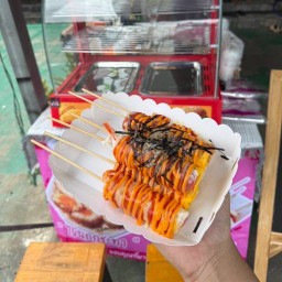 เฟรนช์ฟรายส์นักเกตชีสบอลไก่ป๊อบ ฟาสฟู๊ด ไข่ม้วน ไข่นกกระทาทอด  อร่อยถึงใจ