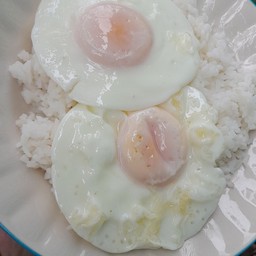 ข้าวไข่ดาว 2 ฟอง