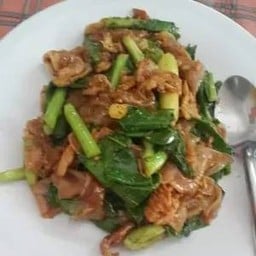 ผัดซีอิ้วทะเล