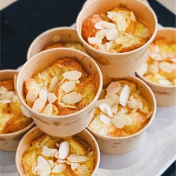 Croissant pudding