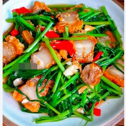 ผักบุ้งหมูกรอบราดข้าว