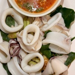 No108 ปลาหมึกลวกจิัม